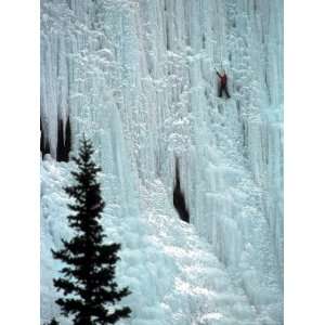  Ice Climbing Along Icefields Parkway in Winter 