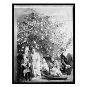   Print (M) Dickey Christmas tree, 1929, [i.e., 1919?]