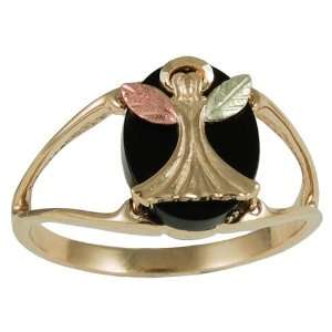  Onyx Black Hills Gold Ladies Ring from Coleman   Size 4 Black 