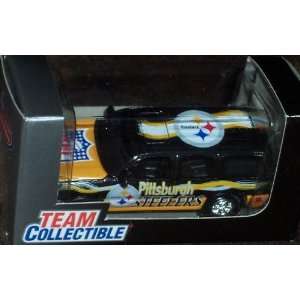  Pittsburgh Steelers 1999 GMC Yukon NFL Diecast Truck 164 