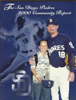   The San Diego Padres 2000 Community Report   Woody Williams on cover