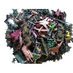  1000 Army Men Military Toys with Soldiers Planes Jets 